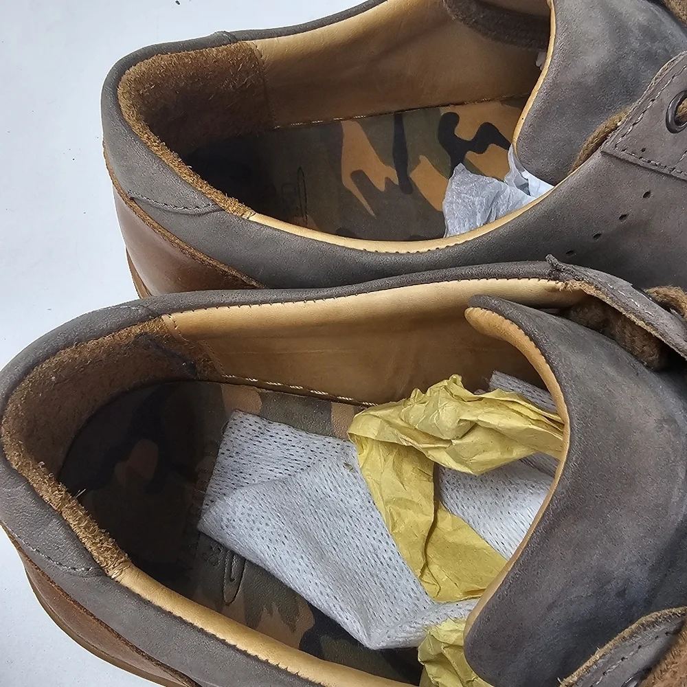 Warfield & Grand Seawall Low Top Sneaker Gray Tan Mens Size 10 Leather